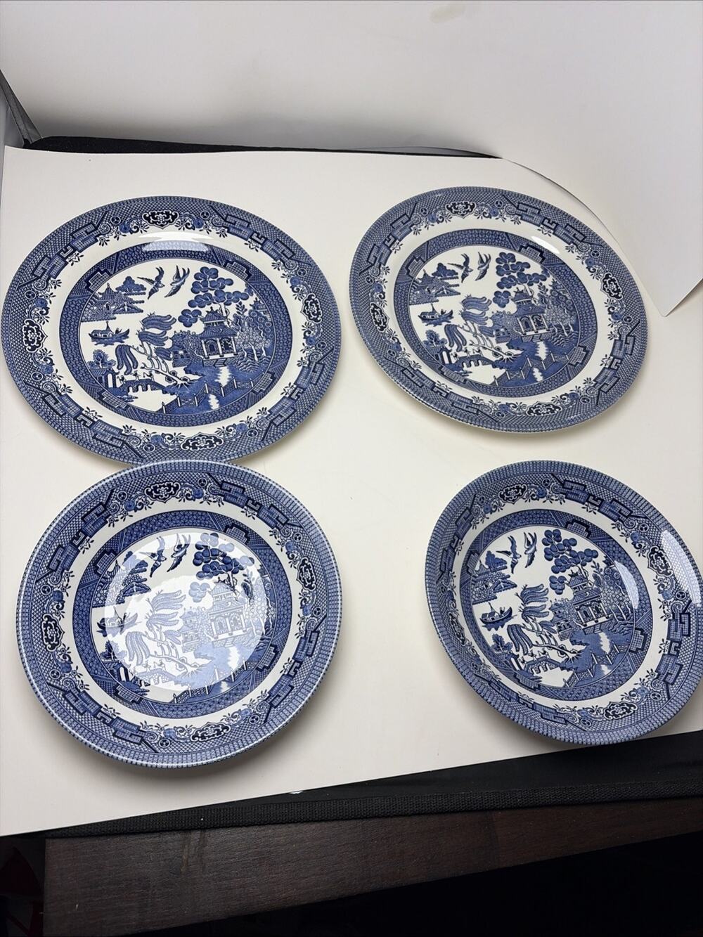 Churchill Blue Willow Dinner Plates 10 1/4” set of 2 + Soup Bowls Set Of 2